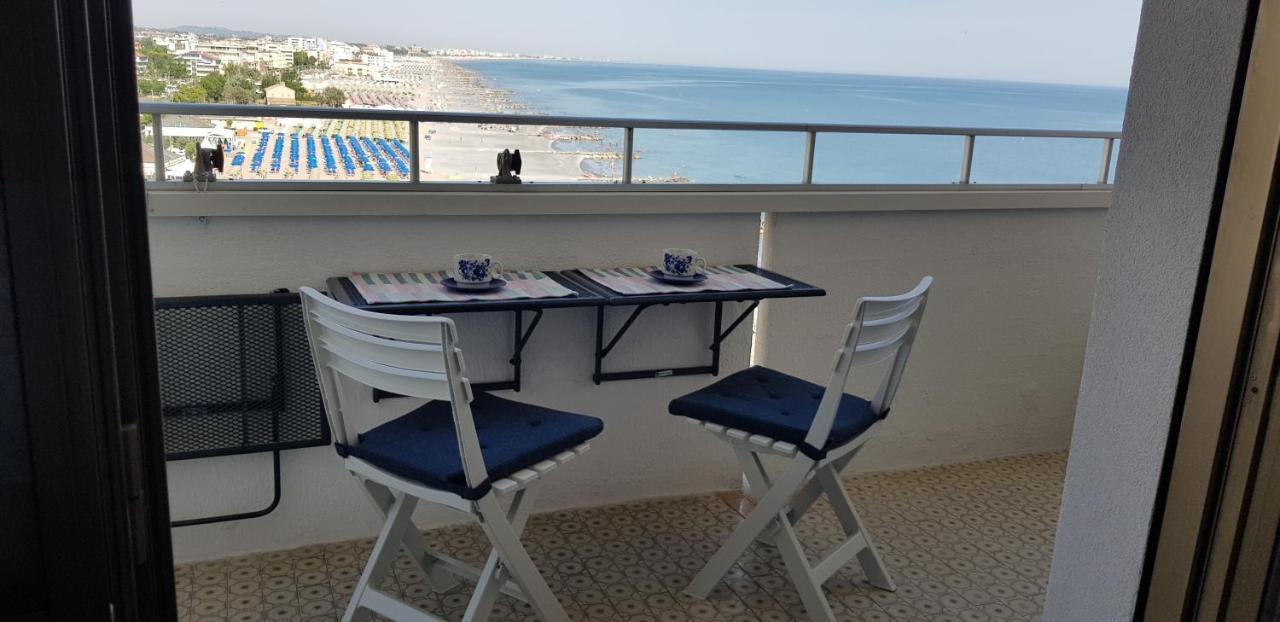 Ferienwohnung Sul Mare... Misano Adriatico Exterior foto
