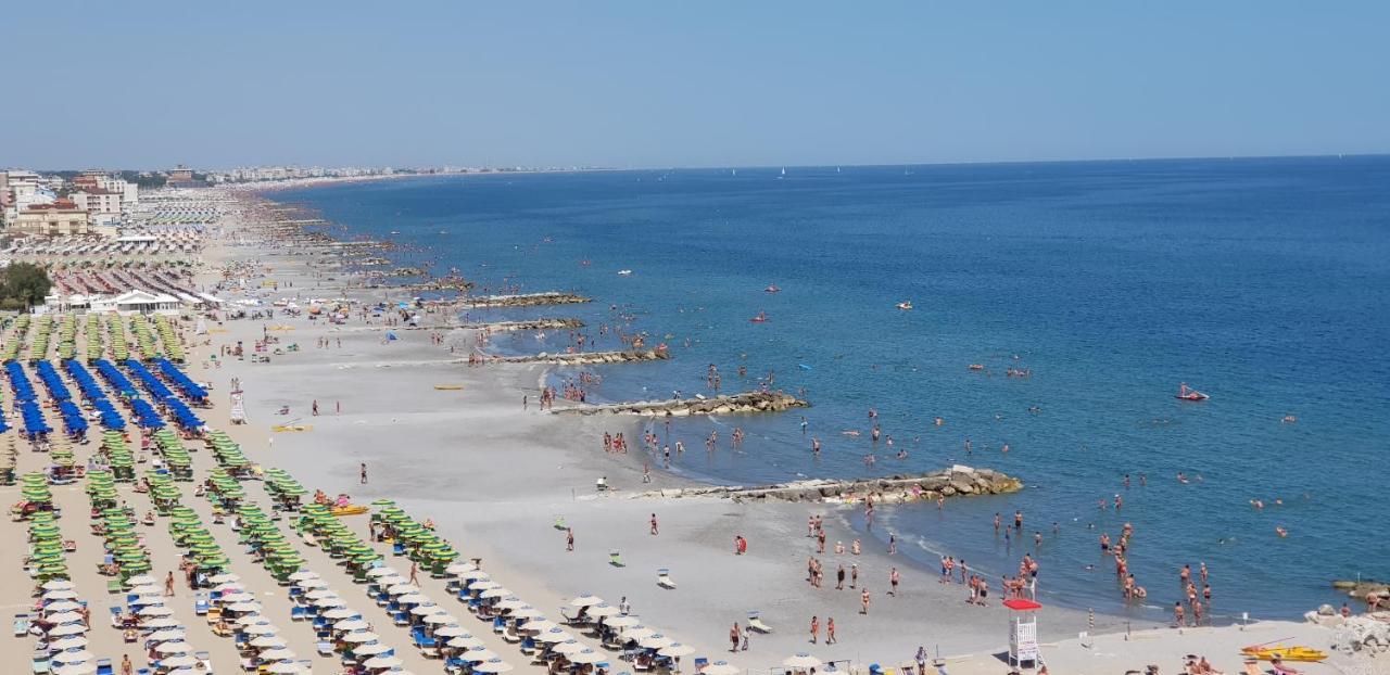 Ferienwohnung Sul Mare... Misano Adriatico Exterior foto